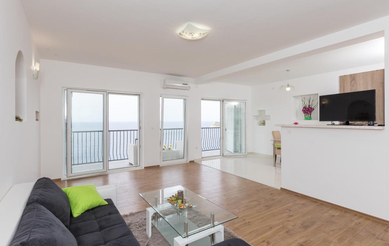 Apartment Manuela ซัฟทัท ห้อง รูปภาพ